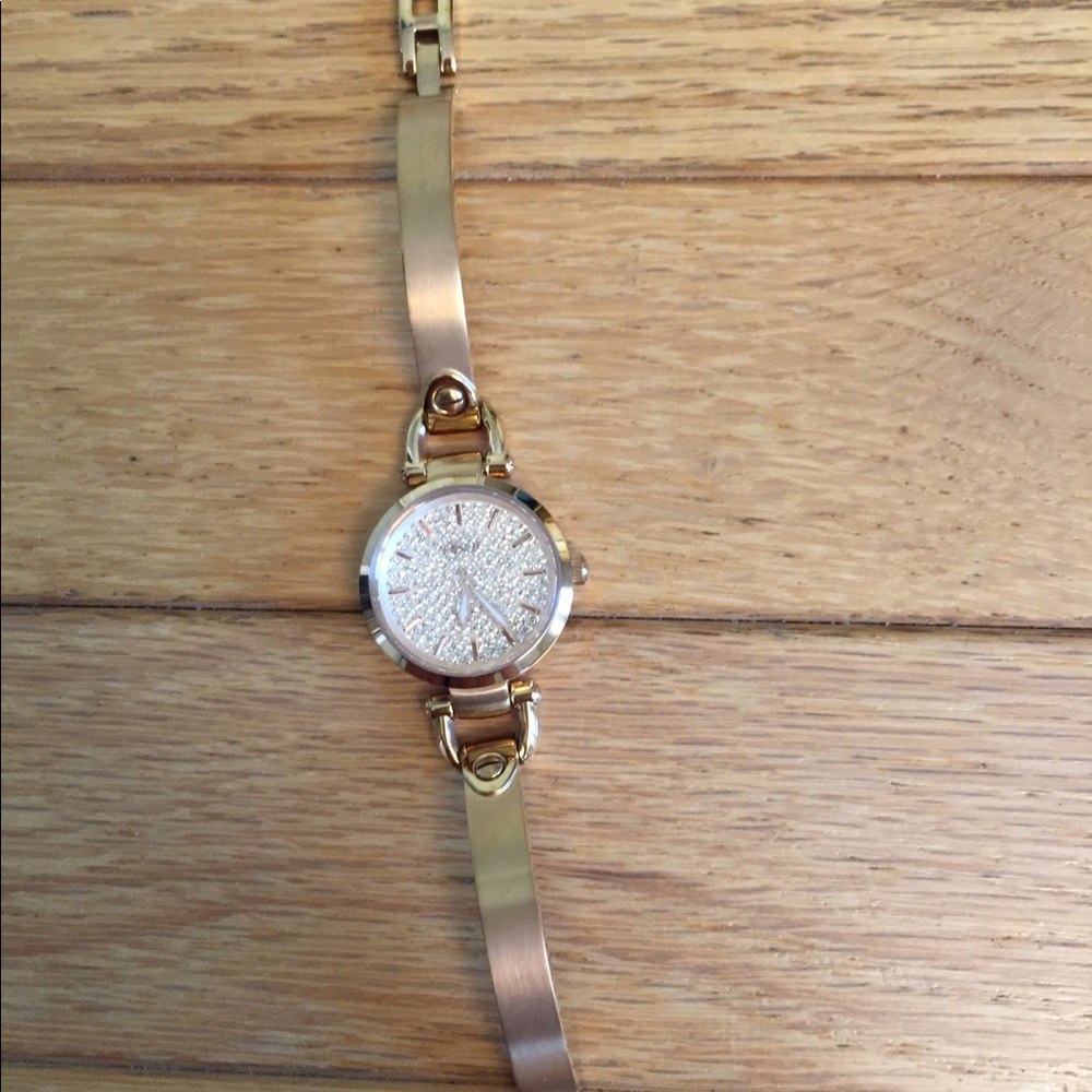 Watch - Picture 2 of 3
